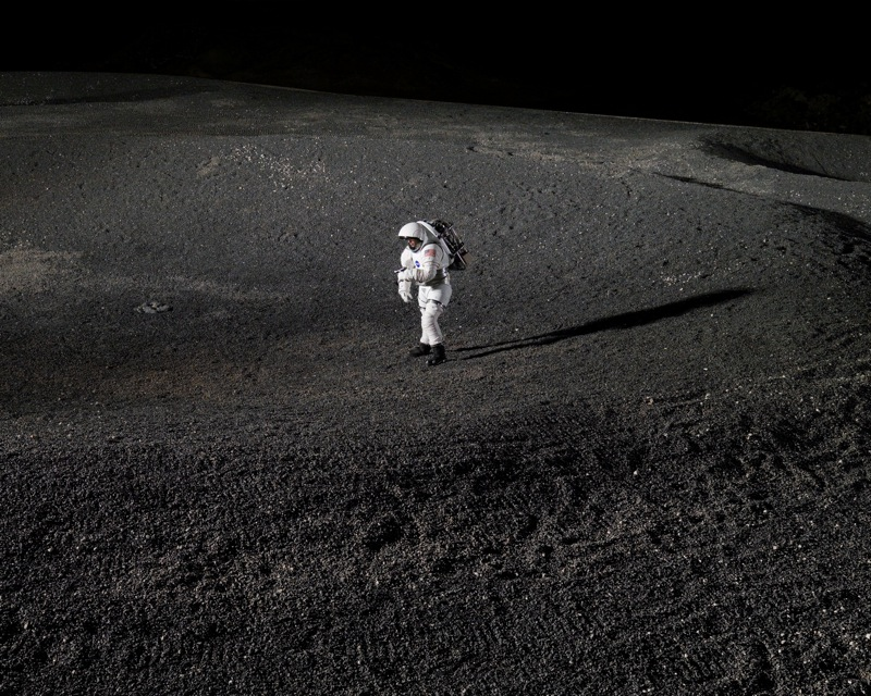 Illustration for article titled NASA Lunar Chariot Tested by NYT Earthling (Verdict: Best Rims in Outer Space)